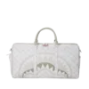 BOLSA DE VIAJE EMPEROR CON ESTAMPADO MONEY EN COLOR POWDER