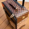 A.i.3 THE LEGACY: EQUIPAGE DE MANO JETSETTER
