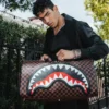 BOLSA DE DEPORTE «SAWTOOTH SHARKS IN PARIS»