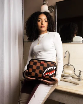 BOLSA DE NECESERES VANQUISH DE SHARKS IN PARIS