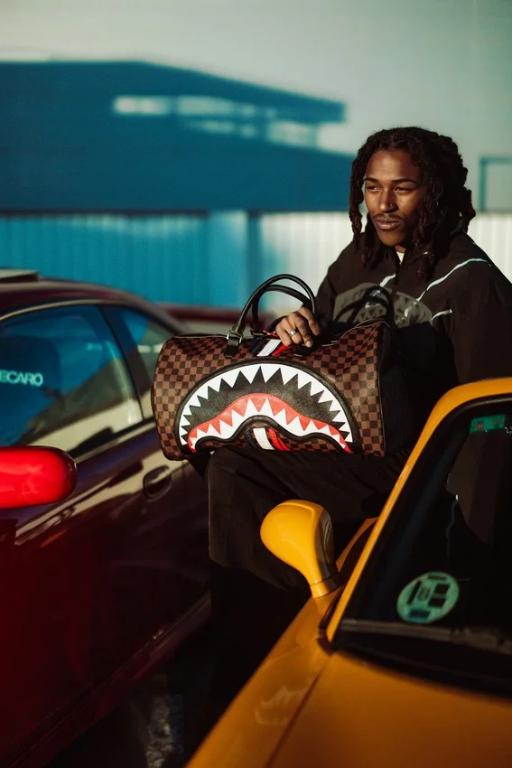 BOLSA DE VIAJE GT DE SHARKS IN PARIS