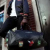 BOLSA DE VIAJE «THE JOURNEY BEGINS»