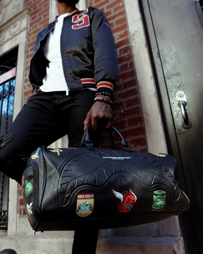 BOLSA DE VIAJE «THE JOURNEY BEGINS»