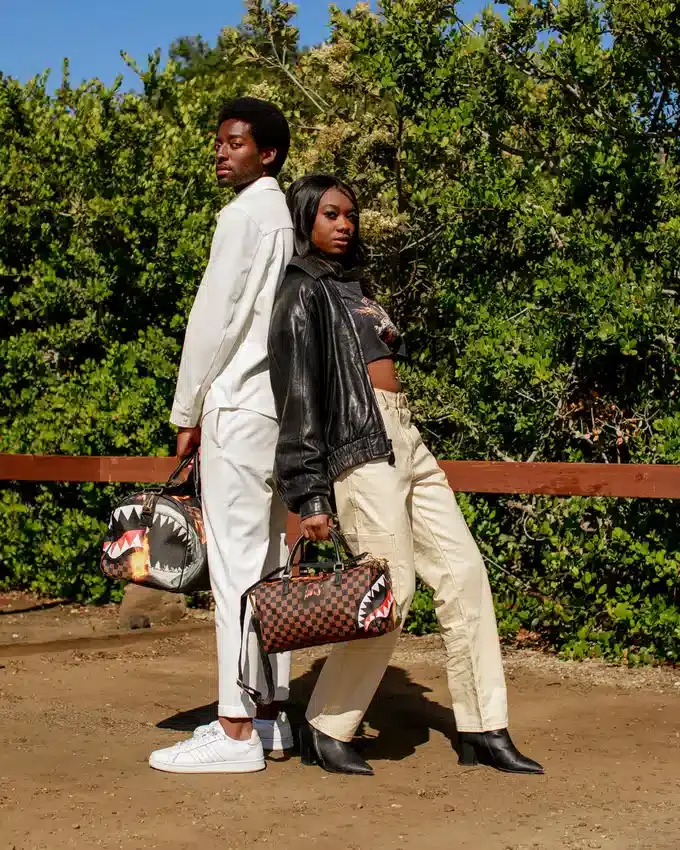 Mini Bolsas De Deporte «UNSTOPPABLE» DE SHARKS IN PARIS