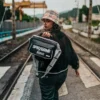 BOLSO BANDOLERA SWERVE CARGO