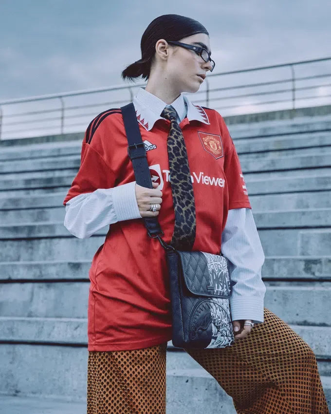 BOLSO DE BOLSOS MENSAJERO «DARK WAVE»