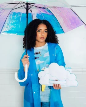 BOLSO DE MANO CROSSOVER «CLOUDY WITH A CHANCE OF SHARK»