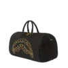 BOLSO DE VIAJE NOIR QUILT CON CADENA DORADA Y DETALLE DE TIBURÓN