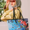 BOLSO TOTE LISTO PARA LAS PASARELAS DE LA SEMANA DE LA MODA DE LONDRES