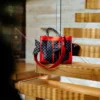 BOLSO TOTE «SHARK BREAKTHRU» DEL CLUB MONACO SHARK