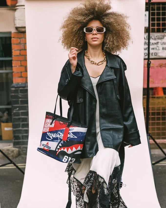 BOLSO TOTE «THE STRAND» DE LA SEMANA DE LA MODA DE LONDRES