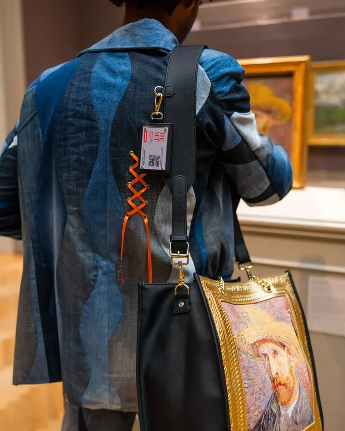 BOLSOS TOTE «EL AUTORRETRATO ENMARCADO DE VAN GOGH»