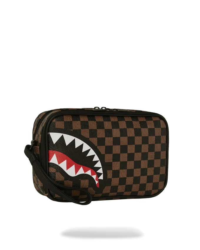 EL NECESER DE ASEO «PRIVATE JET SHARK CLUB»