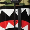 Equipaje de TAMAÑO COMPLETO SHARKNAUTICS (Camo) de 29,5”