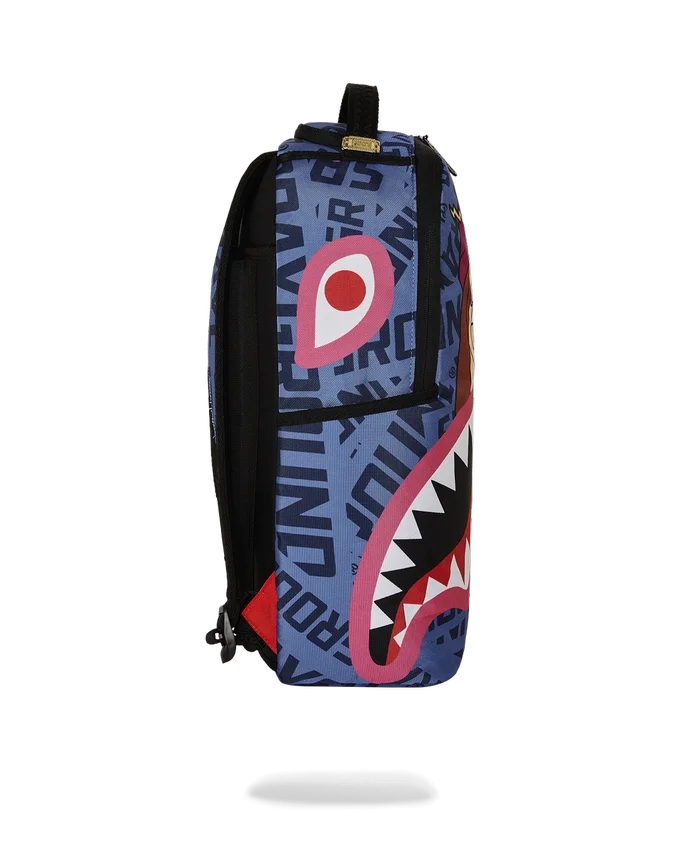 FAMILY GUY: Mochila DLXR «MEG Shark Mouth»