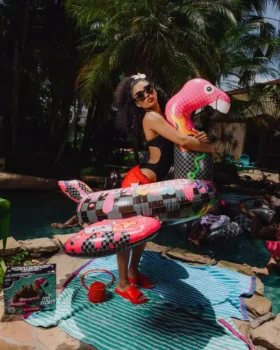 FLAMINGO MAFIA – Flotadores para fiesta en la piscina
