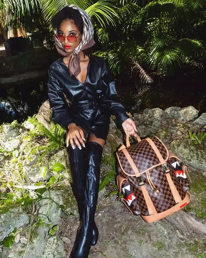 Henny AIR TO THE THRONE MONTE CARLO