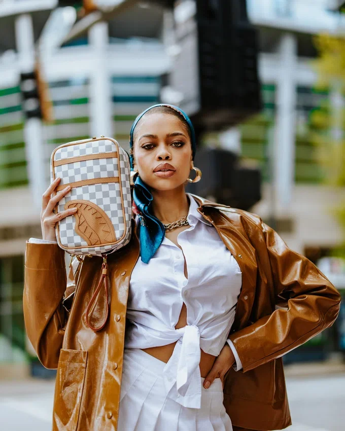HENNY LATTE NECESER DE ASEO BRICKSIDE
