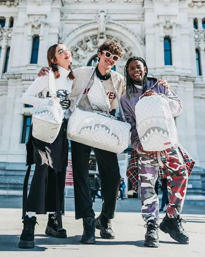 Mini Bolsas De Deporte «POWDER» CON ESTAMPADO DE BILLETES