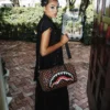 Mini Bolsas De Deporte «SAWTOOTH SHARKS IN PARIS»