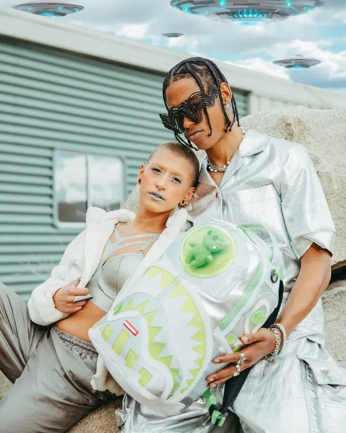 Mochila «ALIEN MOTHERSHIP»