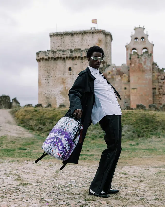 Mochila «BILLIONS IN THE BANK»