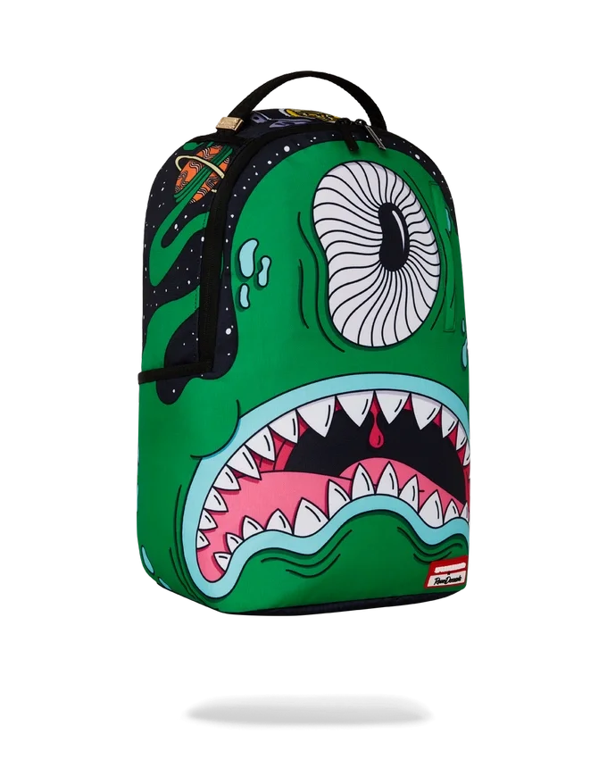 MOCHILA BOB SHARK DE LA COLABORACIÓN CON EL ARTISTA JORGE RODRÍGUEZ
