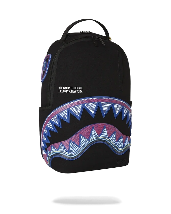 Mochila «Born and Raised» de A.I. AFRICAN INTELLIGENCE - Colaboración con Sandflower