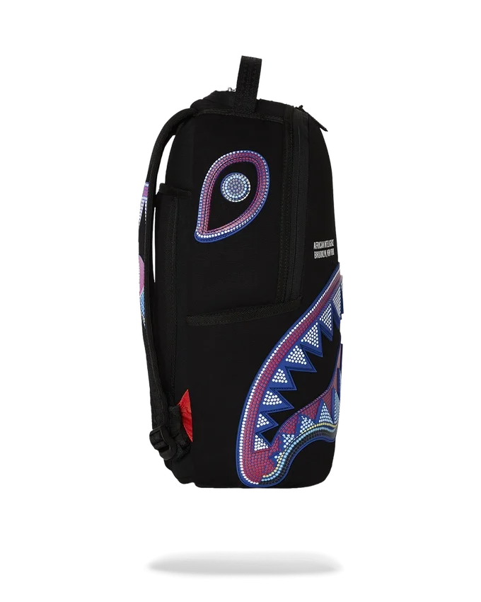 Mochila «Born and Raised» de A.I. AFRICAN INTELLIGENCE - Colaboración con Sandflower