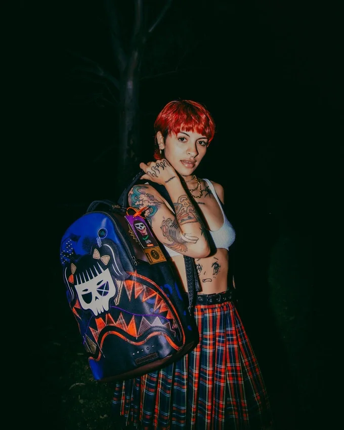MOCHILA CAZZU ERRORCITO PUNK SHARK