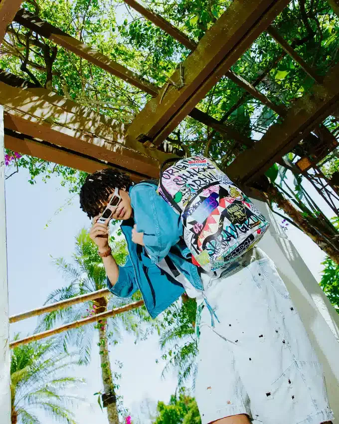 Mochila «CREATE ANOTHER DAY»