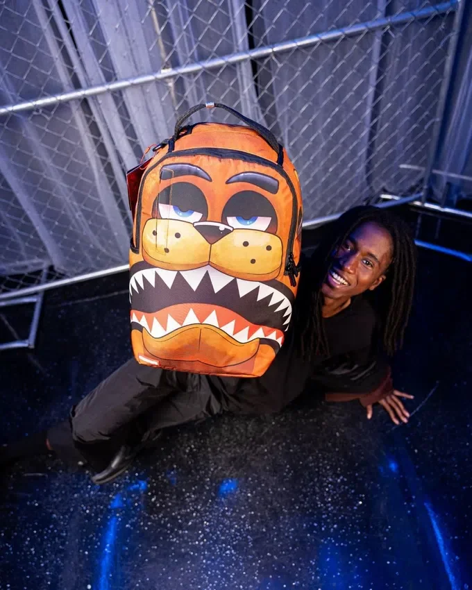 Mochila DLXSR «FIVE NIGHTS AT FREDDY'S SHARK»