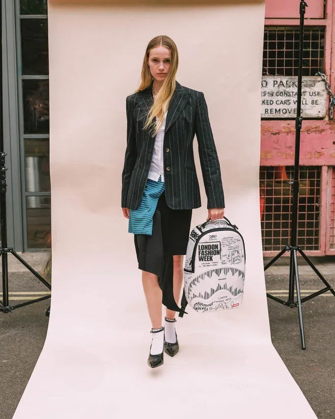 Mochila «DREAMS» de la Semana de la Moda de LONDRES