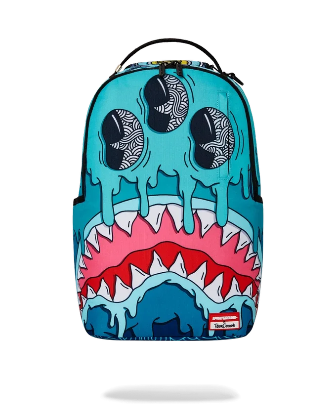 Mochila «Dripps Sharks» de la colaboración con el artista Jorge Rodríguez