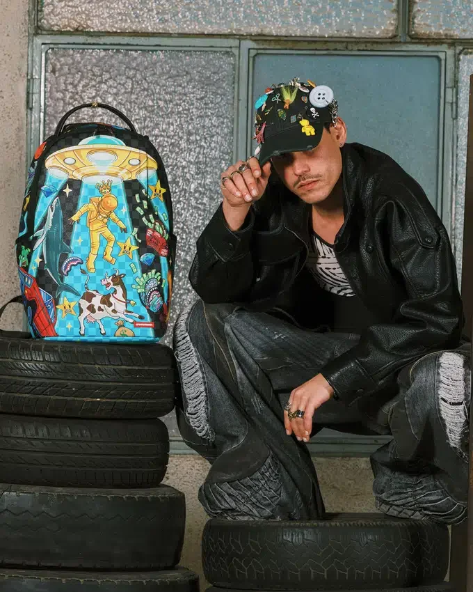 Mochila «EXTRA EXTRATERRESTRIAL»