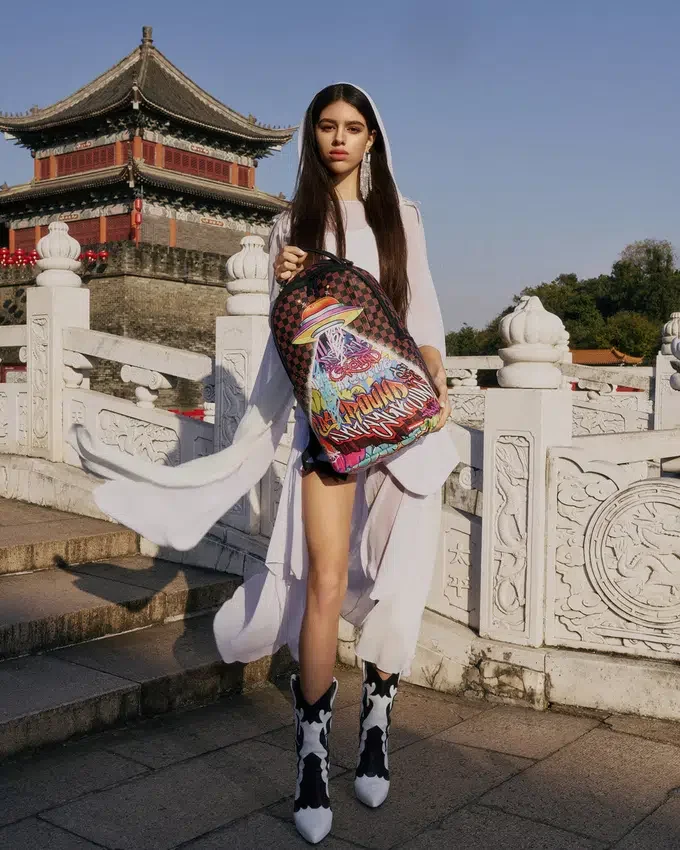 Mochila FAR OUT DLXSV