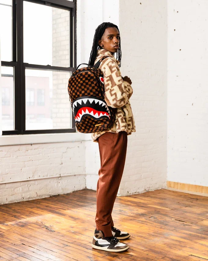 Mochila FURRR SHARKS IN PARIS (DLXV)