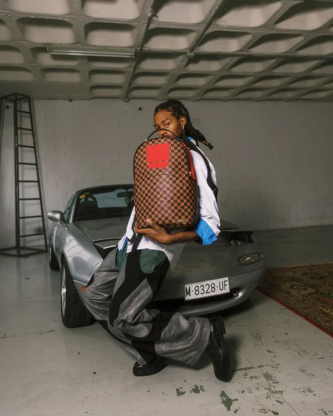 Mochila «KATANA CHECK BOSS»