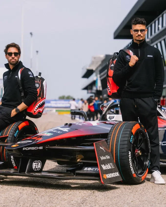 Mochila LED FORMULA-E PORSCHE