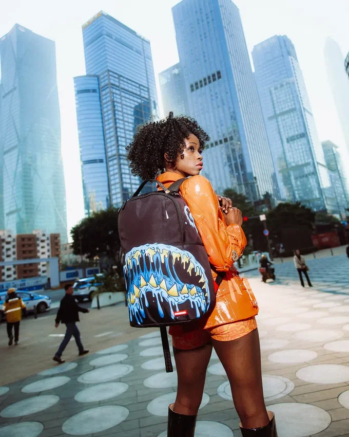 Mochila MEGA MELT SHARK