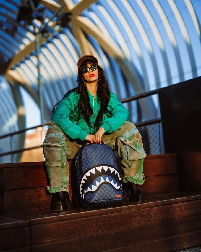Mochila «Midnight Magic Sharks in Paris»