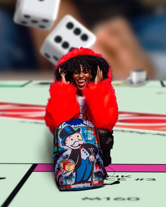 Mochila «MONEY MOVES» de MONOPOLY