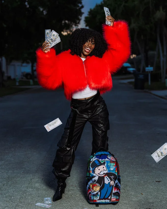 Mochila «MONEY MOVES» de MONOPOLY