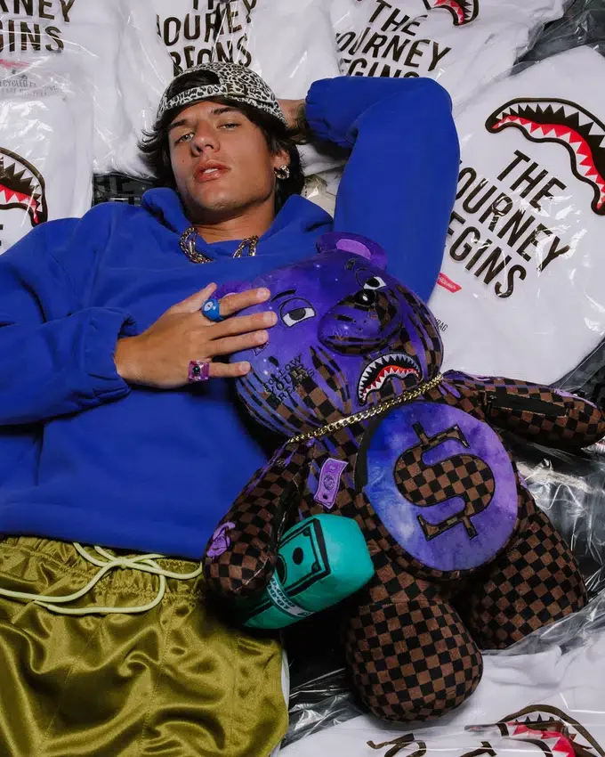 Mochila Moneybear «CHAMPION OF THE GALAXY»