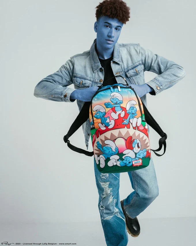 Mochila «MUSHROOM CHILL» de los Pitufos
