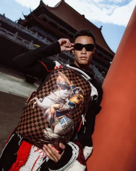 MOCHILA «NAPOLEON SHARKS IN PARIS»