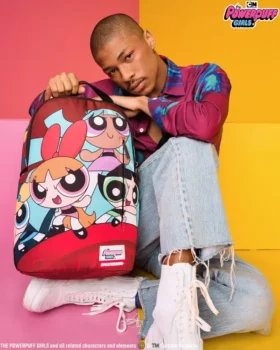 Mochila «NEVER BACK DOWN» de las Chicas Superpoderosas