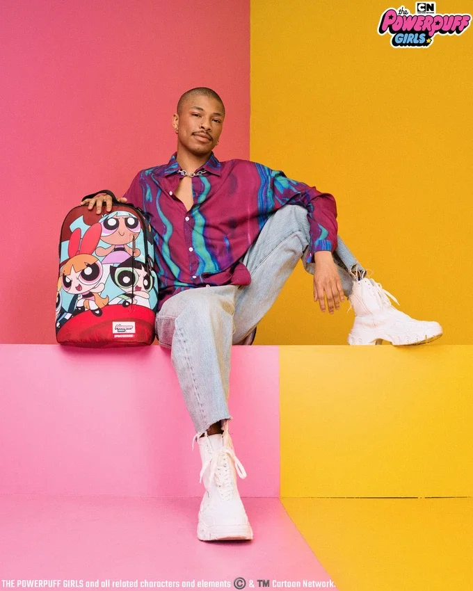 Mochila «NEVER BACK DOWN» de las Chicas Superpoderosas