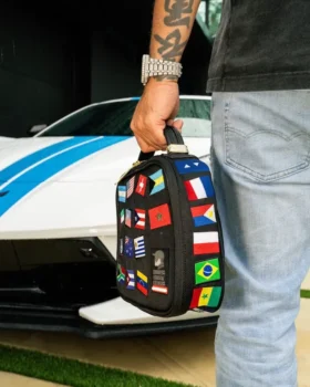 MOCHILA PARA SNACKS JAMES FIRST CLASS GLOBAL FLAGS