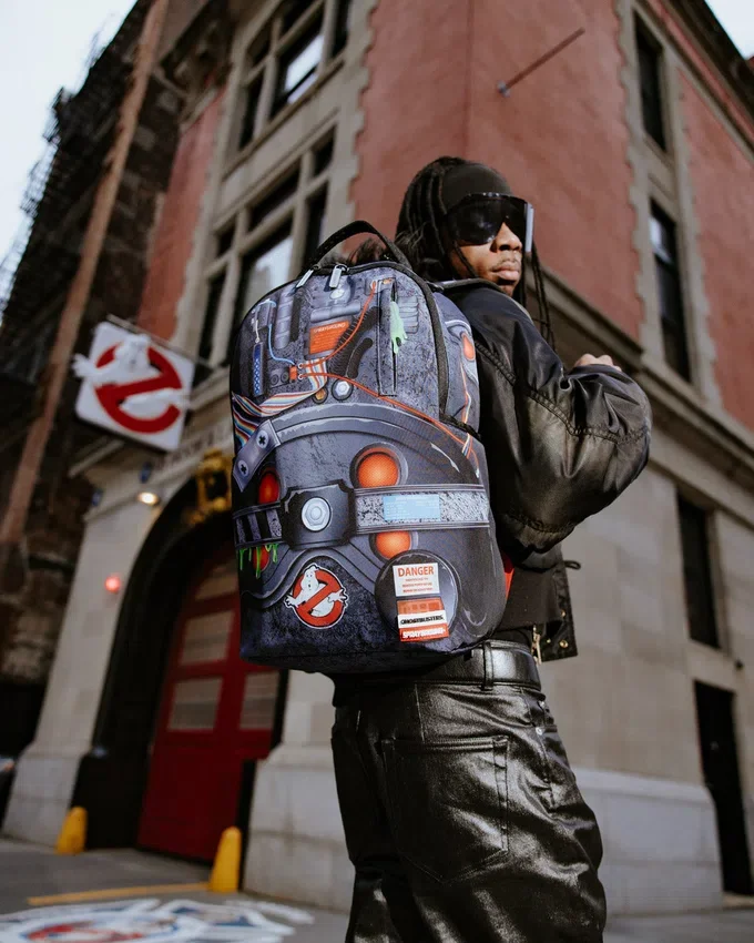 Mochila PROTON DE LOS CAZAFANTASMAS